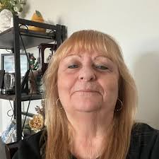 According to Cosmopolitan, Taylor Swift is in negotiations to perform at  the 2026 Super Bowl Half-time show "The NFL would like to make the  announcement sometime right before Thanksgiving."