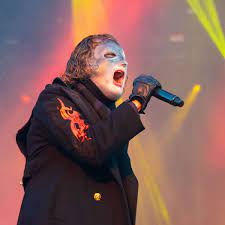 Just minutes ago, taylor, crahan and root took to their respective twitter and instagram accounts to post a black square, a symbolic statement expressing their mourning. Corey Taylor Interview On Slipknot S 20th Anniversary