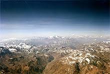 Peraltro, esso tratteggia una storia vera, descritta nel romanzo autobiografico sette anni in tibet scritto da heinrich herrer, uno. Sette Anni In Tibet Wikipedia