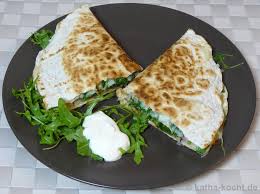 Quesadilla Mit Lachs Und Rucola Das Rezept Gibt Es Auf Katha Kocht Rezepte Paleo Rezepte Tortillas Rezept
