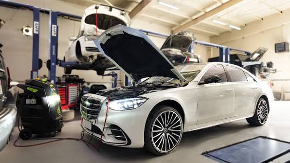 Mercedes S600 AC Service Centre in Abu Dhabi Experience premium AC care for  your Mercedes S600 at Meta Mechanics Abu Dhabi. Whether your AC is not  cooling efficiently, blowing warm air, or