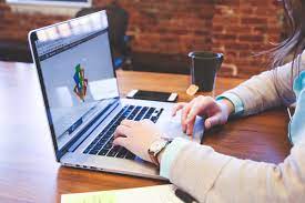 How To Become A Graphic Designer | Newschool