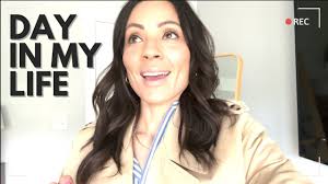 Top 11 parenting influencers to boost your brand's family appeal