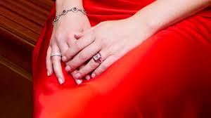 Vanderpump rules star flashes huge diamond ring while out with. Lady Kitty Spencer Princess Diana S Niece Red Gown Moment