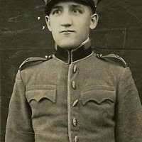 Major-General Frederick Browning, commanding the British 1st Airborne  Division, Netheravon, 2 October 1942. TR174