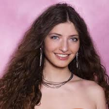 Voici les candidates francophones en lice pour décrocher le titre de Miss  Belgique 2022 (vidéo)