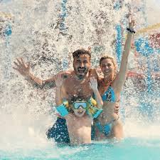 Ο γιώργος μαυρίδης, γεννήθηκε στη θεσσαλονίκη όπου ζει μέχρι σήμερα και είναι 39 ετών. Nitkxzd247wopm