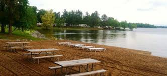 In addition to docking and storage, the marina provides services such as fuel and marine supplies. Big Bear Resort Campground 3 Photos Benton Ky Roverpass