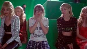 Taylor Swift Look What You Made Me Do Dance Behind The Scenes Look What You Made Me Do Video Taylor Swift Taylor Swift Videos Taylor Swift Taylor Swift Youtube