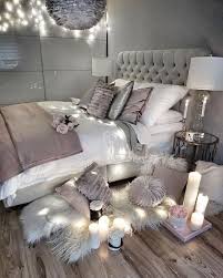 You Can Give Your Dorm Room Ideas A Creative And Personal Touch With The Dorm Room Decorating Inspi Comfortable Bedroom Decor Comfortable Bedroom Bedroom Decor