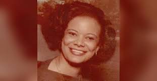 Mrs. Gloria Dean Love Obituary