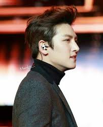 He is one of the famous south korean actors. Ji Chang Wook Hairstyle Public Figure Photo