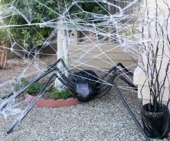 In this list, there are so many unique and useful diy outdoor halloween decoration ideas which you will definitely love. 30 Creepy Outdoor Diy Halloween Crafts Feltmagnet