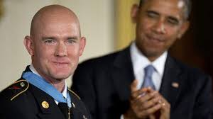 Obama awards Afghan war veteran Medal of Honor