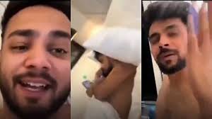 Gay Hona Buri Baat Nahi: Elvish Yadav, Lovekesh Yadavs Bedroom Video Goes  Viral After Formers LGBTQ Post