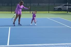 Since tennis' return to the summer olympic games at seoul 1988, four former world no. Serena Williams And Two Year Old Daughter Alexis Olympia Play Tennis In Matching Outfits The Independent The Independent