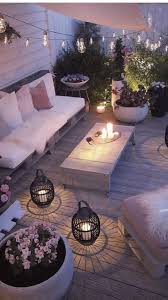 Was Fur Ein Unterschied Gute Beleuchtung Macht Deco Terrasse Exterieure Decoration Jardin Terrasse Jardin Maison