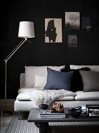 maak je eigen salontafel door wielen onder een keukenwerblad te monteren ikea ikeanederland ikea woonkamer inspiratie design woonkamers woonkamer appartement