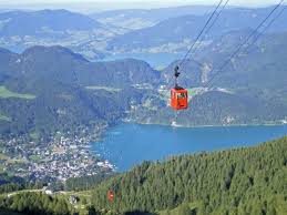 Für alle, die beim plantschen gewisse körperteile frei schwingen lassen wollen, bietet sich eine mitgliedschaft im verein an. Rund Um Den Wolfgangsee Urlaub In Hallstatt Im Salzkammergut