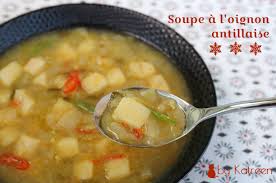 Une Soupe A L Oignon Antillaise Pour Rechauffer Les Soirees Frisquettes Recettes De Cuisine Soupe A L Oignon Cuisine Antillaise