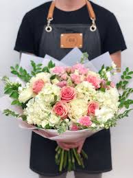 ✓ free for commercial use ✓ high quality images. 36 Bouquet Pink White Large By K K Flowers