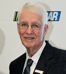 Glen Wood, NASCAR Hall of Famer, dies at 93