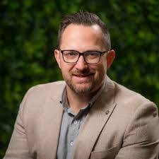 Adam Mcvickers's Instagram, Twitter & Facebook