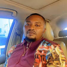 🚨 𝗕𝗥𝗘𝗔𝗞𝗜𝗡𝗚: Manchester United and Napoli have agreed a season-long  loan for Rasmus Højlund. Obligation to buy for £38M if Napoli qualify for  the Champions League. Ball now in Højlund's court. He