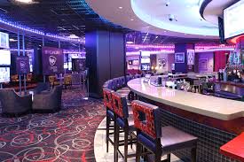 Schauen sie sich 184.117 bewertungen und 54.932 authentische fotos von restaurants in der nähe von tap sports bar in mumbai 1058, off new link road, lokhandwala, opposite shreenath hyundai, near infiniti mall, andheri west. Best Sports Bars And Restaurants Preview 918