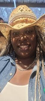 Tara Mcneal's Instagram, Twitter & Facebook