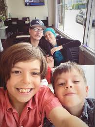 What are some family friendly Mexican restaurants in the White Rock area?