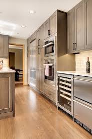 Image Du Tableau Petit Genie De Romy Blanc Armoire De Cuisine Cuisine Moderne Cuisine Salle A Manger