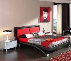 Red And Black Bedroom Ideas New Red Black And White Bedroom Ideas Basementbedroomsforwomen Bedroom Black Ide Bedroom Red Red Bedroom Decor Bedroom Design
