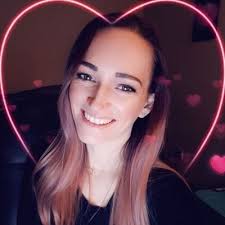 Cecilia Dugan's Instagram, Twitter & Facebook