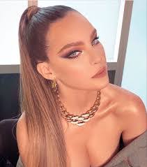 Nicole Medrano's Instagram, Twitter & Facebook