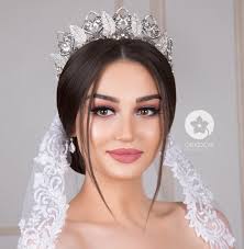 pin de leyli ava en dugun makyaj maquillaje de novia sencillo peinado de novia recogidos maquillaje de novia noche