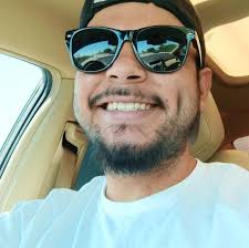 Are there any scrap metal collectors in West Paris?