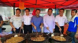 Media prima berhad (mpb) mengumumkan ketua pegawai eksekutif (ceo) rangkaian pelantikan itu sebagai tambahan kepada peranannya yang sedia ada bagi menggantikan ceo pws, datuk ahmad izham omar, yang akan. Tindakan Khairul Bantutkan Politik Baru Umno Roketkini Com