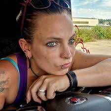 Larissa Keller (@smaug717)