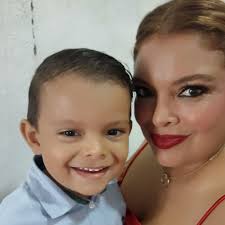 Disfruta con tu familia del encendido de luces de la Villa Navideña, te  esperamos este domingo 1 de diciembre a las 8 de la noche en la calle  Madero esquina con Filomeno