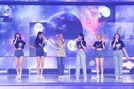 926,726 likes · 52,981 talking about this. Gfriend Successfully Holds First Online Concert Kpophit Kpop Hit