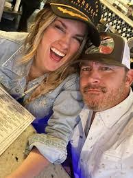 Wendy Sauer's Instagram, Twitter & Facebook