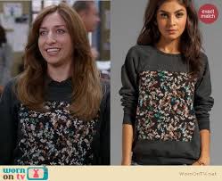 New ep phosphorescent panic out ‼️now‼️✨comedian, stylist, musician, makeup influencer✨ chelseaperetti.com/merch. Wornontv Gina S Grey Floral Panel Sweater On Brooklyn Nine Nine Chelsea Peretti Clothes And Wardrobe From Tv