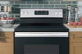 Fpew3077rf at an unmatched price with financing options & free shipping. The Best Electric Stoves And Ranges For 2021 Reviews By Wirecutter