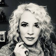 Joni Woods (@Joniwoods)