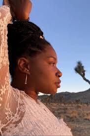 Raven Curry's Instagram, Twitter & Facebook