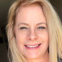 Stephanie Parham's Instagram, Twitter & Facebook