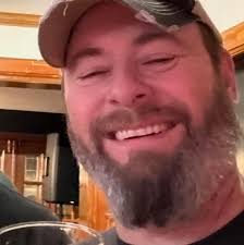 Recherche une personne minutieuse pour rénover salle de bain.