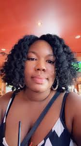 Protective style my axx…Natural girls, can we discuss how knotless braids  be damaging our hair…My hair so broke out in the back. I might be rocking  my fro this summer.