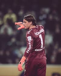 Switzerland goalkeeper yann sommer has left the team to join his wife for the birth of their second child. Yann Sommer On Twitter Borussia Ys1